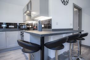 Four Seasons - 1 Bedroom  - Tenby