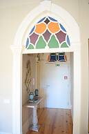 Liiiving - Vintage Balcony Apartment