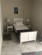 Tiba Rose Plaza