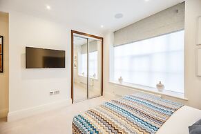Palace Wharf Apartments