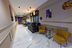 EURONOVA HOTEL & SUITES