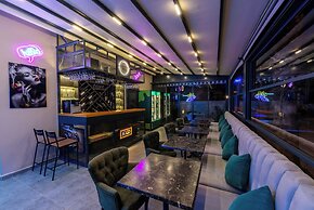 EURONOVA HOTEL & SUITES