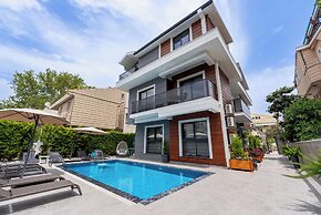 EURONOVA HOTEL & SUITES