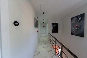 EURONOVA HOTEL & SUITES