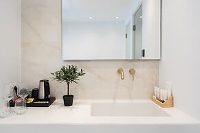 Cycladic Suites & Spa
