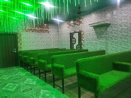 Hotel Om Regency