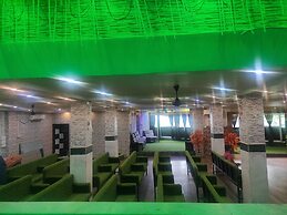 Hotel Om Regency