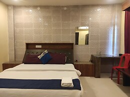 Hotel Om Regency