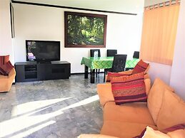 Pratumnak 1 bed Condo With sea View