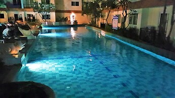 1 bed Condo With Direct Pool Access - Sleeps 2
