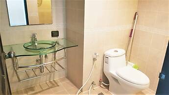 1 bed Condo With Direct Pool Access - Sleeps 2