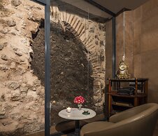 Marius Hotel