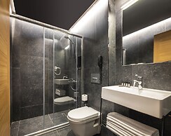 Marius Hotel