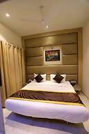 Hotel Skylark