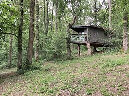 3 Guests - Pet Friendly - Grid Tree-house