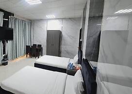 evane hotel suets