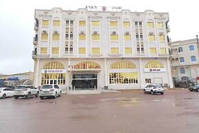 evane hotel suets