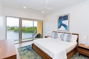 ONE Canal Point