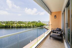 ONE Canal Point