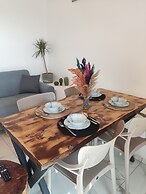 Villa Ay