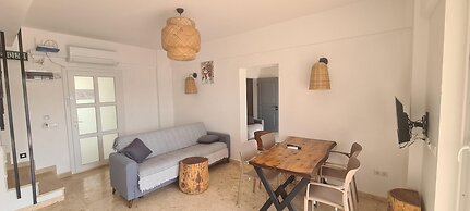 Villa Ay