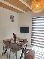 Villa Ay