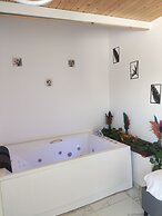 Villa Ay