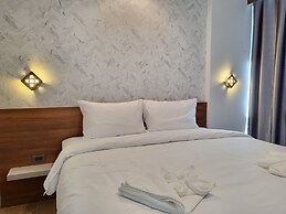 S3 Huahin Hotel