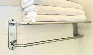 BQ HOTEL SUITES