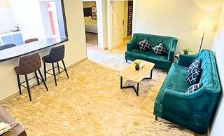BQ HOTEL SUITES