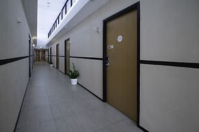 Victoria Hotel, a NuVe Group Collection