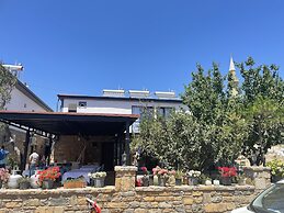 Imbrossa Hotel