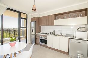 Waters Edge 705