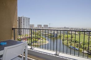 Waters Edge 705