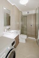 Waters Edge 705