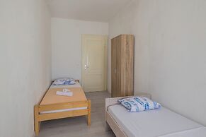 A 1 - Spacious apt on the Seafront With Terrace