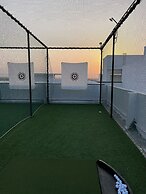 Courtyard By Yuhi