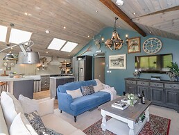 The Owl's Shack