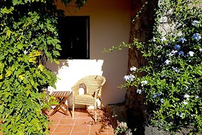 Liiiving - Countryside Pool Villa