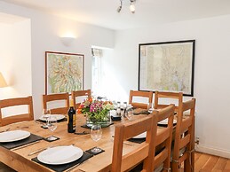 Huntingstile Lodge