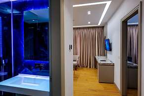 Chimaera Hotel