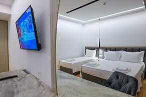 Chimaera Hotel