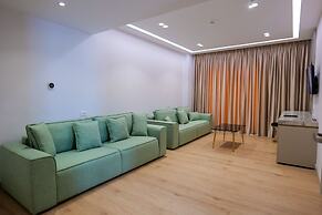 Chimaera Hotel