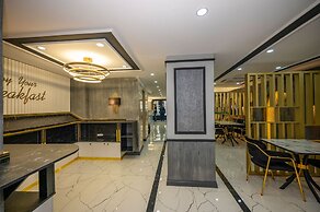 California Hotel