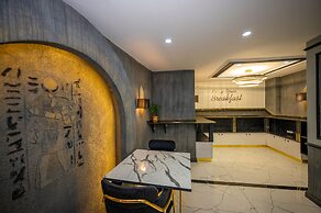 California Hotel