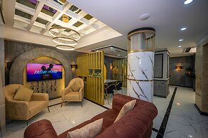 California Hotel