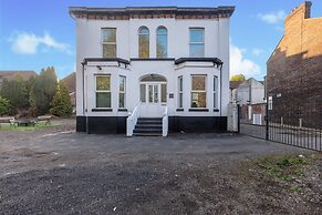 Peel Mount Villa