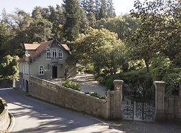 The Grove Houses