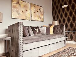 Apartment With City Views - Sleeps 3