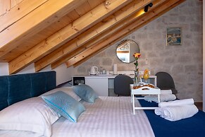 Luxury Rooms Rustic Chic